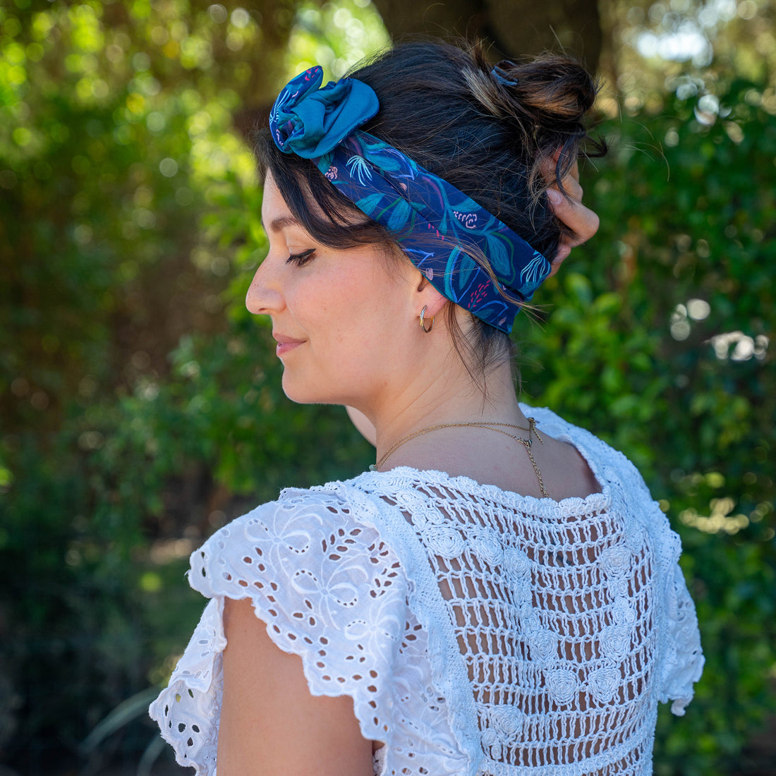 bandeau cheveux femme bleu fleuri
