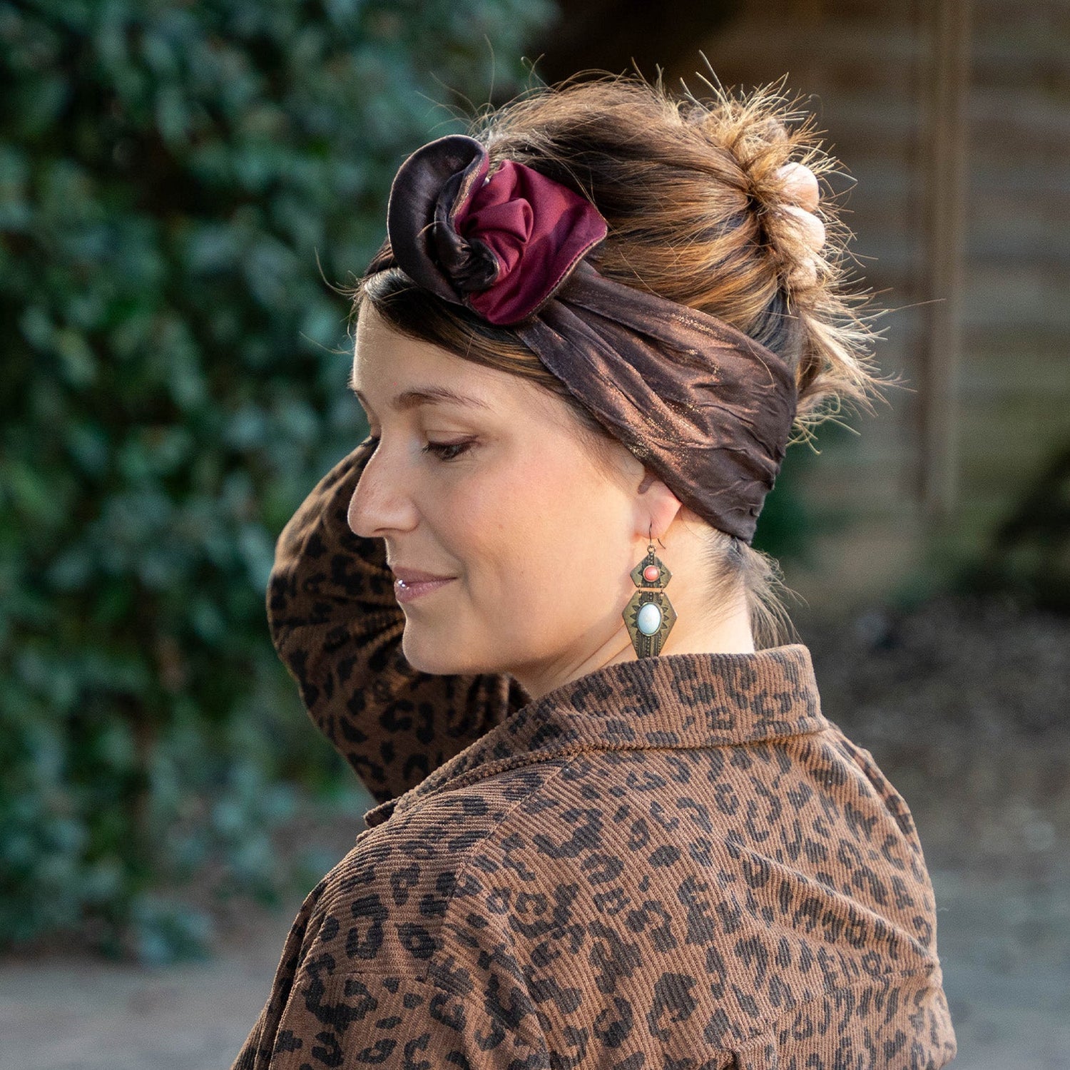 bandeau cheveux courts marron et prune