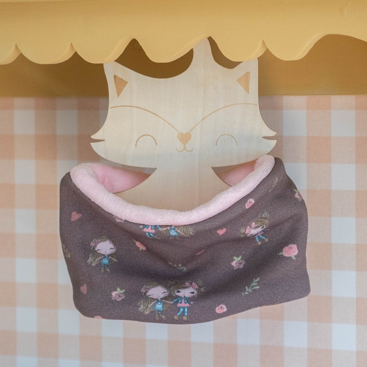 Snood enfant garçon fille polaire rose et sweat gris à motifs girly