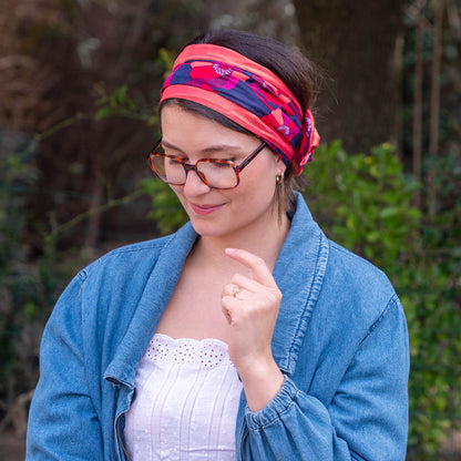bandeau cheveux femme bleu marine orange et violet avec motifs fleuris 