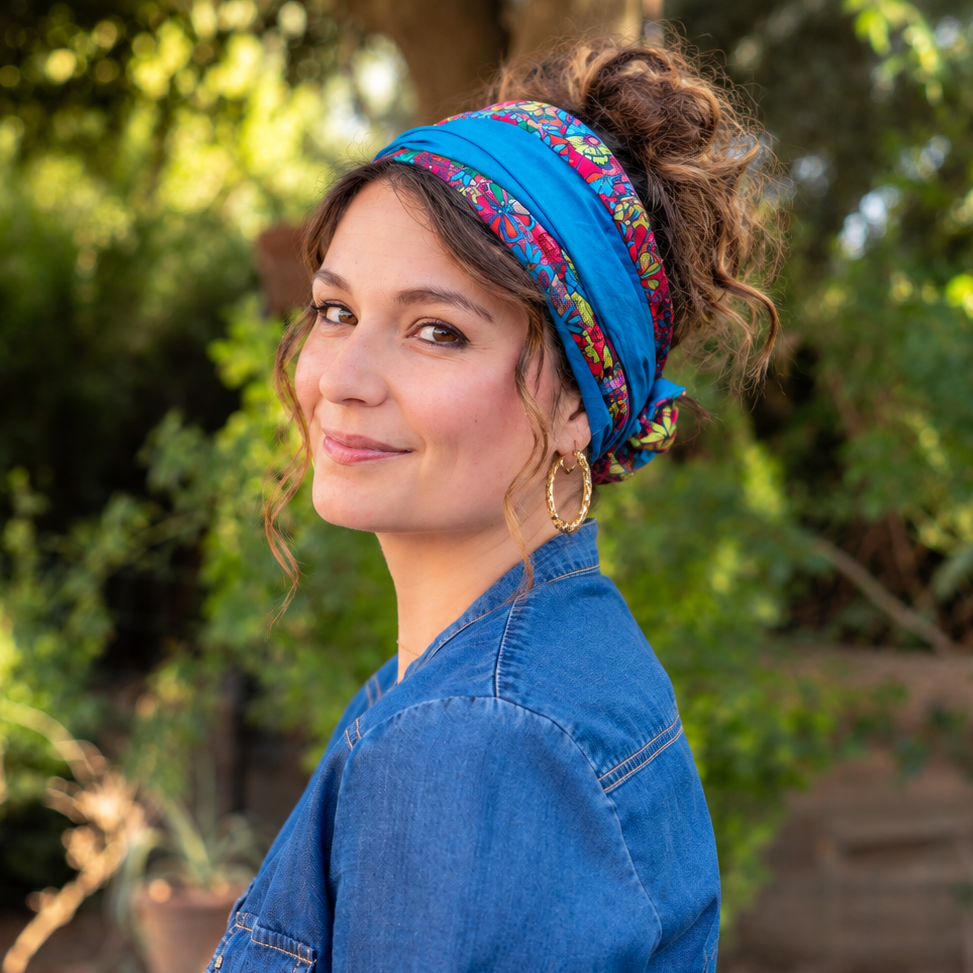 Bandeau cheveux femme rouge et bleu fleuri