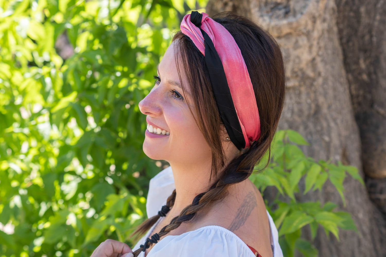 Bandeau cheveux femme coiffure fleuri noir et rose - Headband
